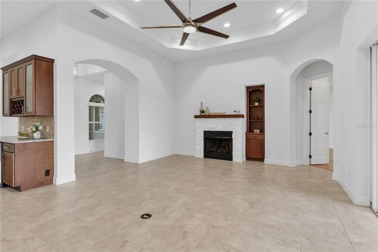 5312 Meadow Hill Loop , Lady Lake, FL 32159 Photo
