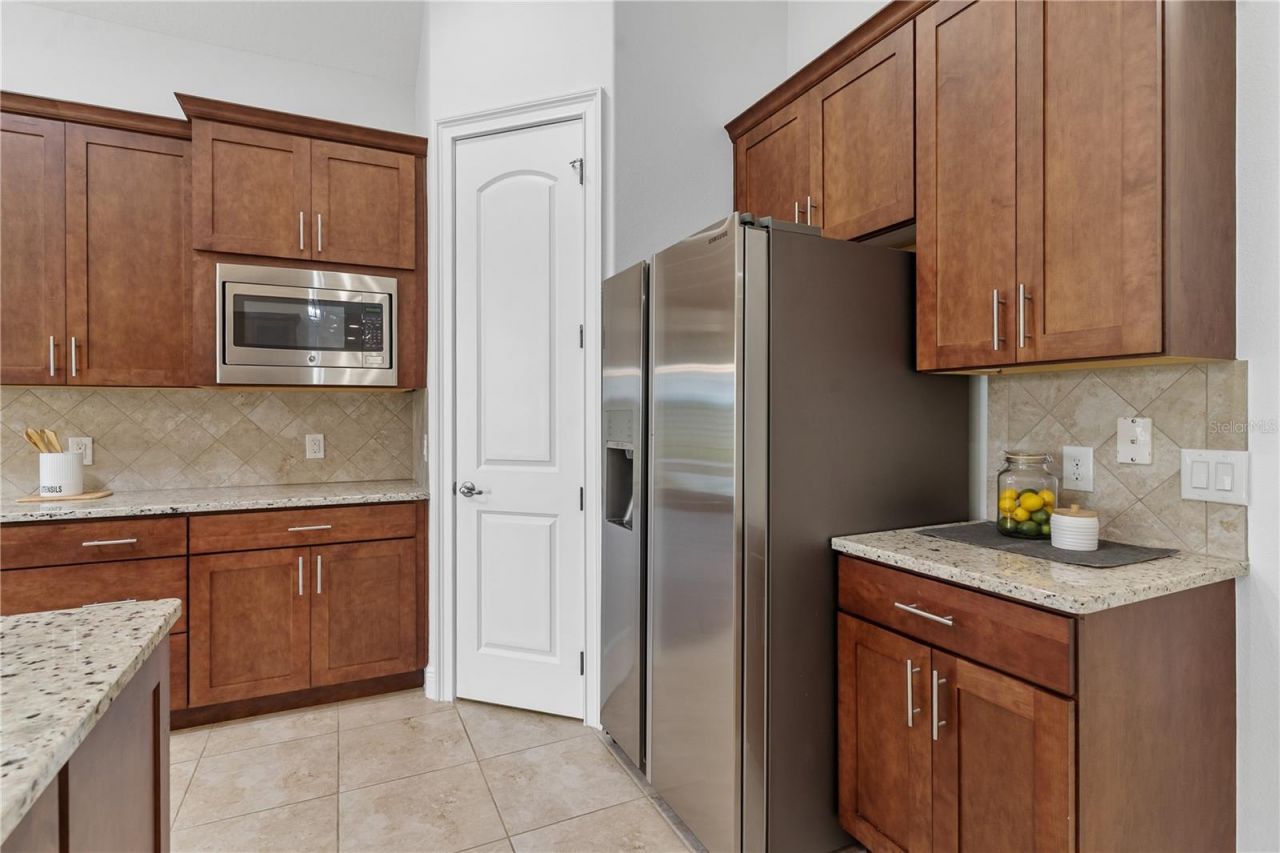 5312 Meadow Hill Loop , Lady Lake, FL 32159 Photo