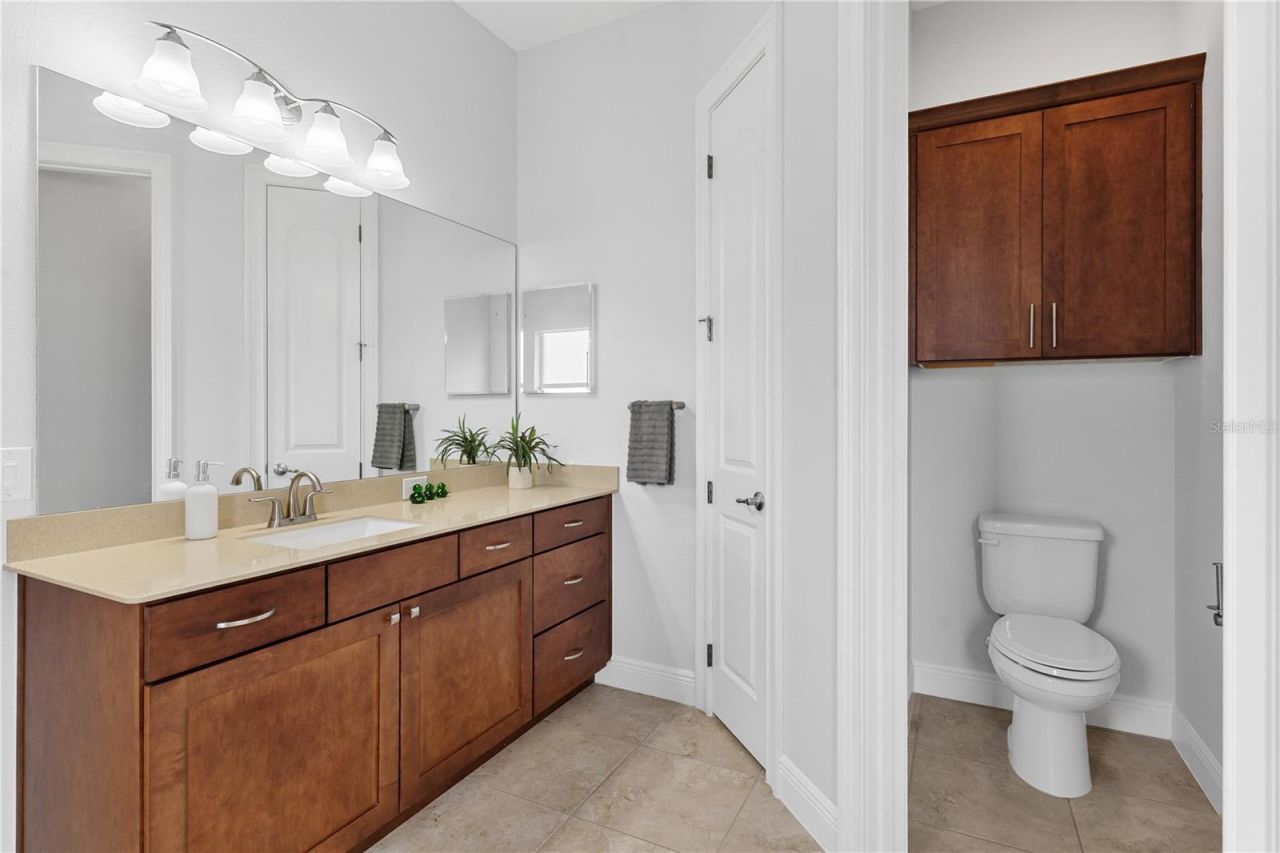 5312 Meadow Hill Loop , Lady Lake, FL 32159 Photo