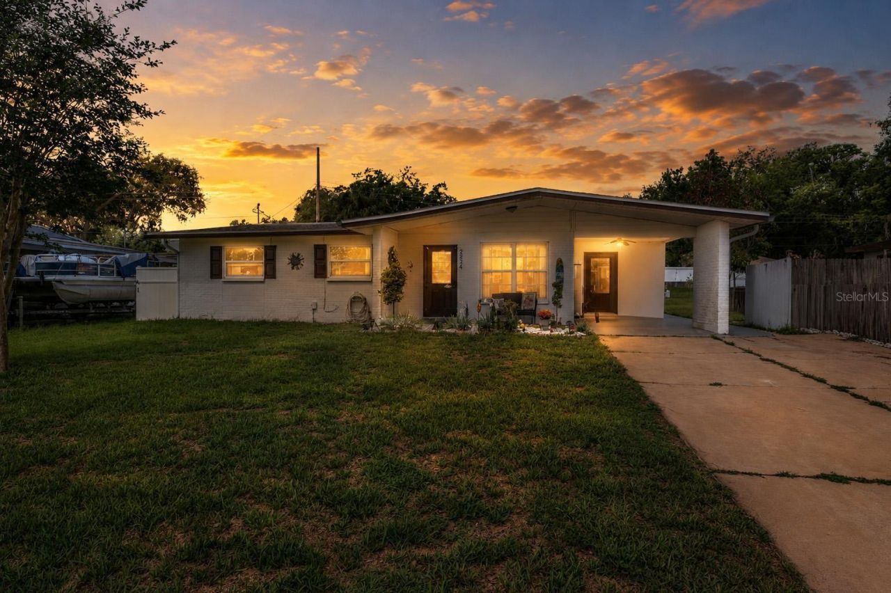 2824 Oak Lea Drive, South Daytona, FL 32119 Photo