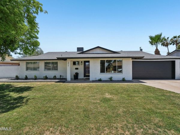 3927 E DESERT COVE Avenue, Phoenix, AZ 85028