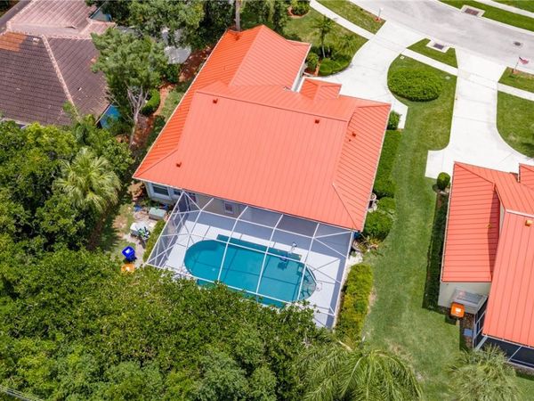 2505 46th Avenue , Vero Beach, FL 32966