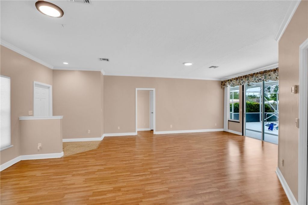 2505 46th Avenue, Vero Beach, FL 32966 Photo