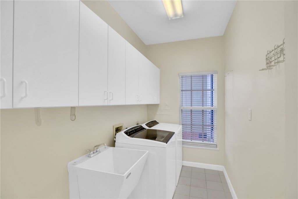 2505 46th Avenue, Vero Beach, FL 32966 Photo