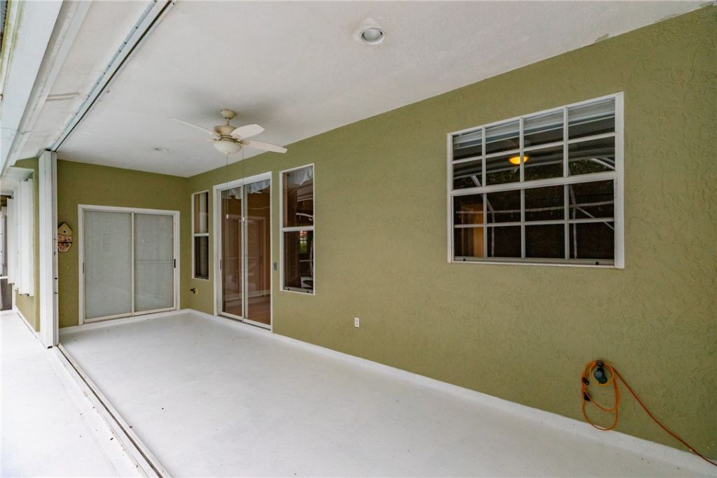 2505 46th Avenue, Vero Beach, FL 32966 Photo