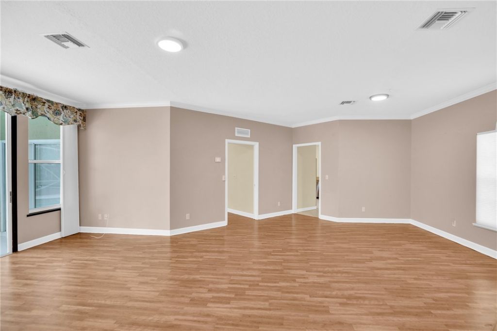 2505 46th Avenue, Vero Beach, FL 32966 Photo