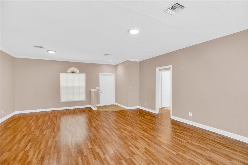 2505 46th Avenue, Vero Beach, FL 32966 Photo
