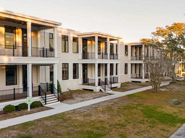805 Mulberry Street , Unit 207, Beaufort, NC 28516