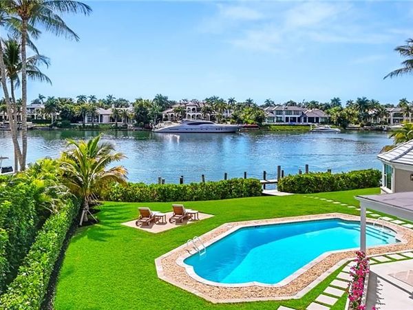 440 Kings Town DR , NAPLES, FL 34102