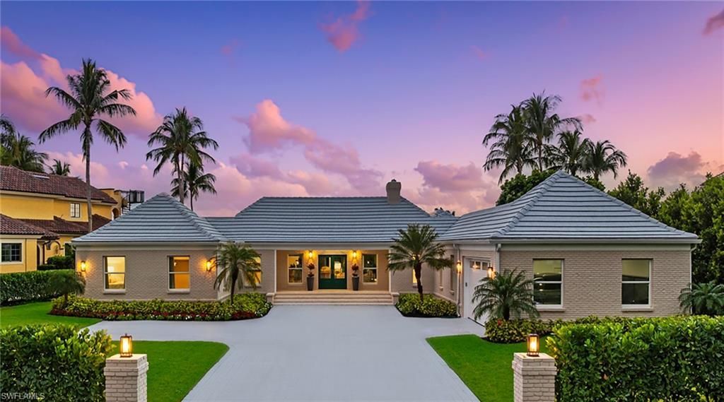 440 Kings Town Dr , Naples, FL 34102 Photo