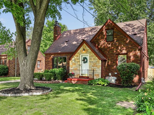 2209 34th Street , Des Moines, IA 50310