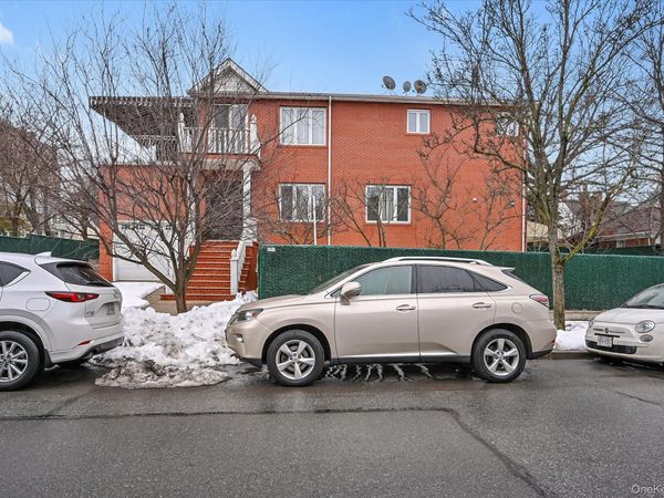 77-16 Kew Forest Lane , Forest Hills, NY 11375