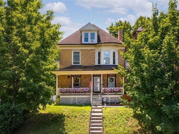 5624 Woodmont St , Pittsburgh, PA 15217