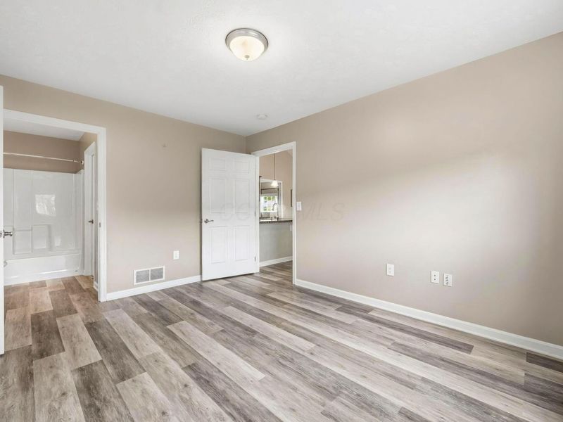 5676 Silver Frost Road , Unit 2, Westerville, OH 43081 Photo 24