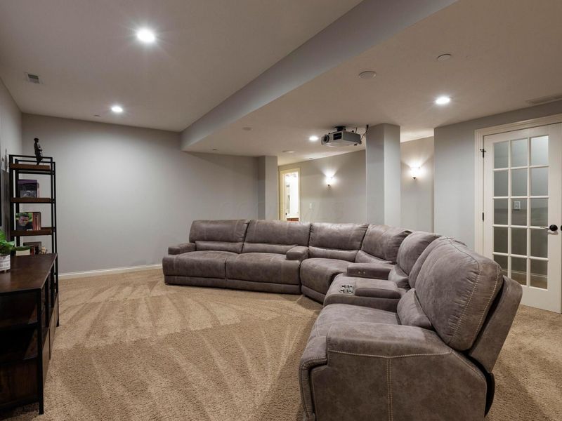 7193 Hoover Reserve Court N, Westerville, OH 43081 Photo 53