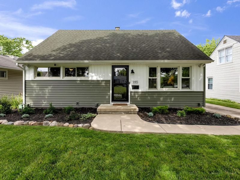 945 Eastmoor Boulevard, Columbus, OH 43209 Photo 1