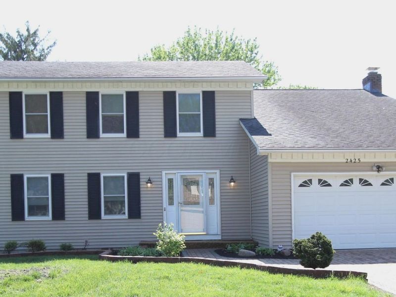 2425 Olde Sawmill Boulevard , Dublin, OH 43016 Photo 2