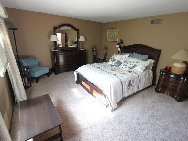 2425 Olde Sawmill Boulevard , Dublin, OH 43016 Photo 20