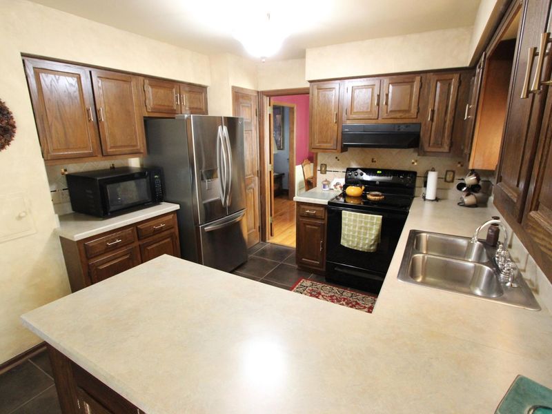 2425 Olde Sawmill Boulevard , Dublin, OH 43016 Photo 9