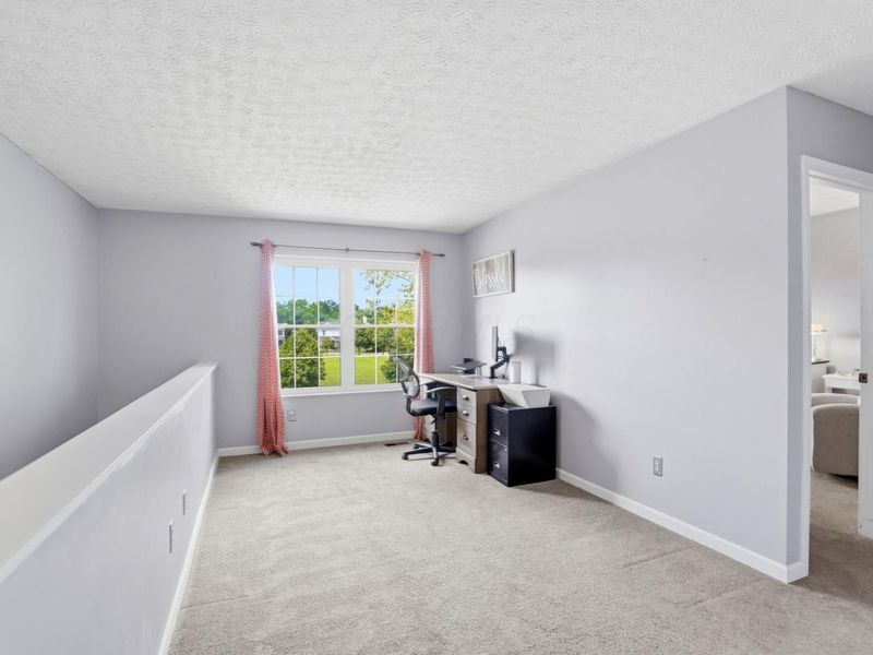 692 Crofton Loop , Delaware, OH 43015 Photo 20
