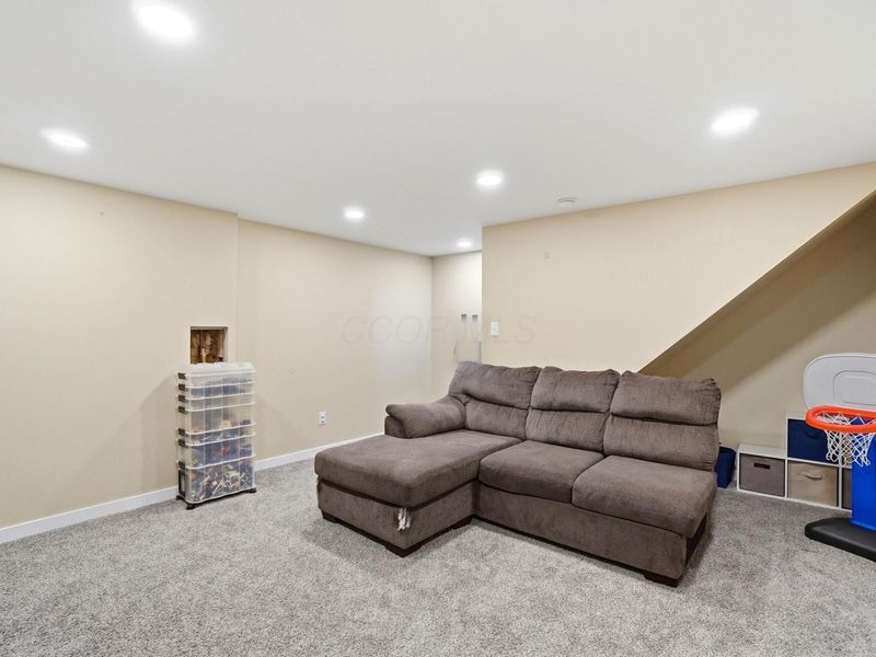 692 Crofton Loop , Delaware, OH 43015 Photo 34