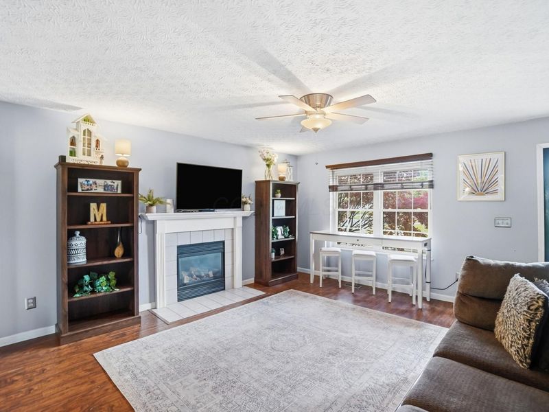 692 Crofton Loop , Delaware, OH 43015 Photo 6