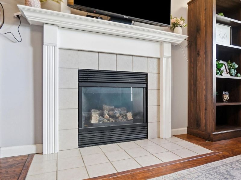 692 Crofton Loop , Delaware, OH 43015 Photo 7