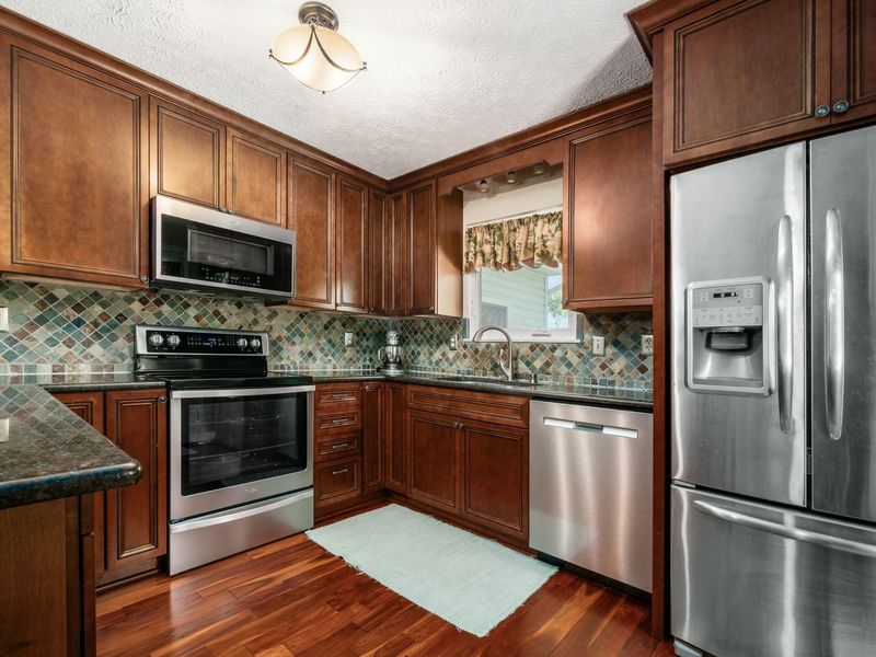 90 Flintlock Way, Canal Winchester, OH 43110 Photo 13