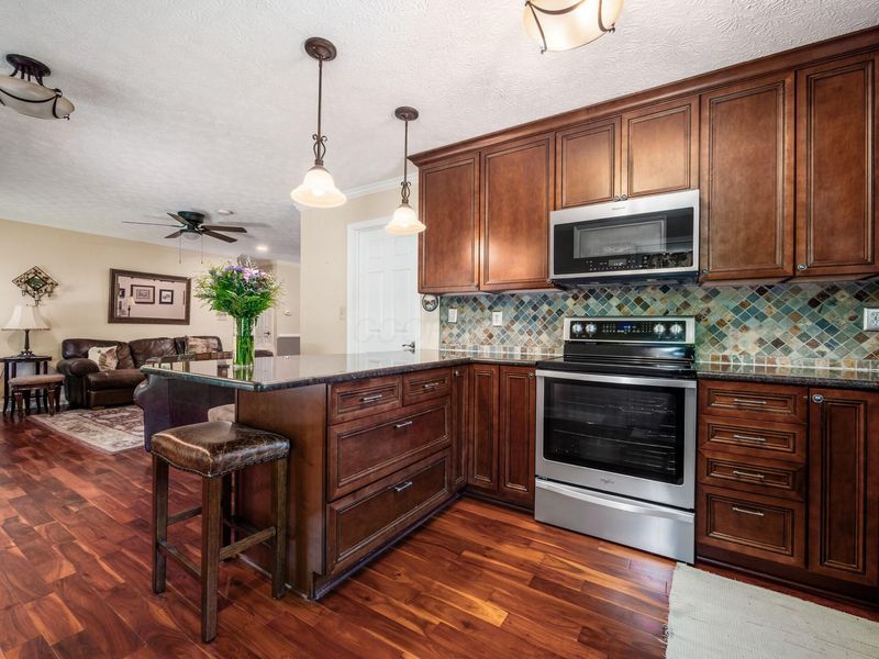 90 Flintlock Way, Canal Winchester, OH 43110 Photo 16