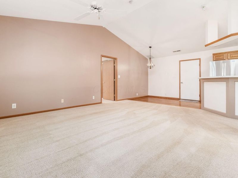 4088 Castel Drive, Groveport, OH 43125 Photo 11