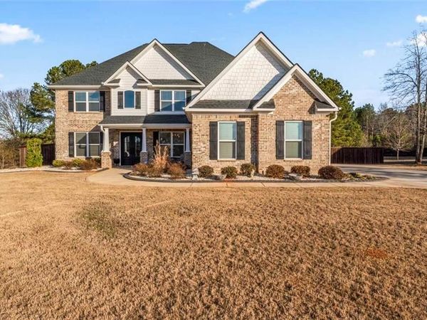 805 Carnegie Court , Locust Grove, GA 30248
