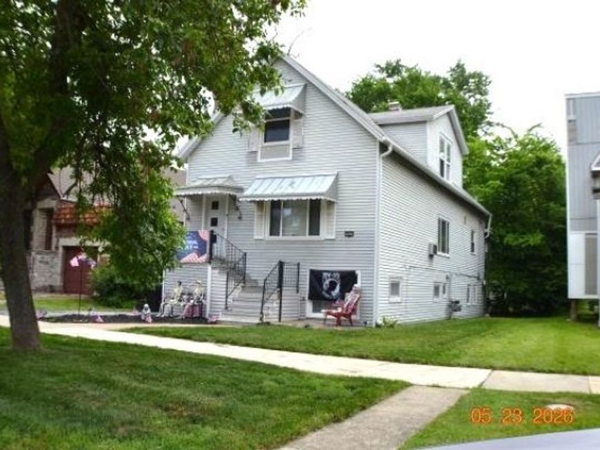 Main Photo