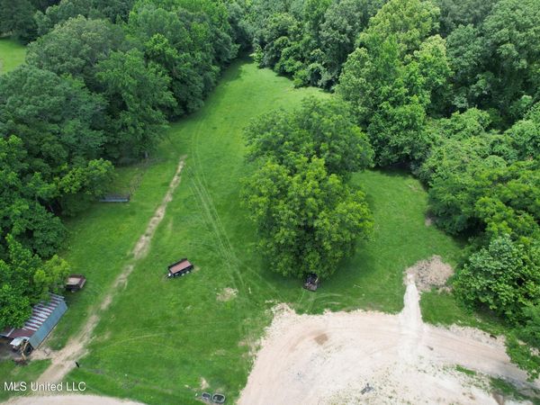 711 Turnbull Road, Woodville, MS 39669
