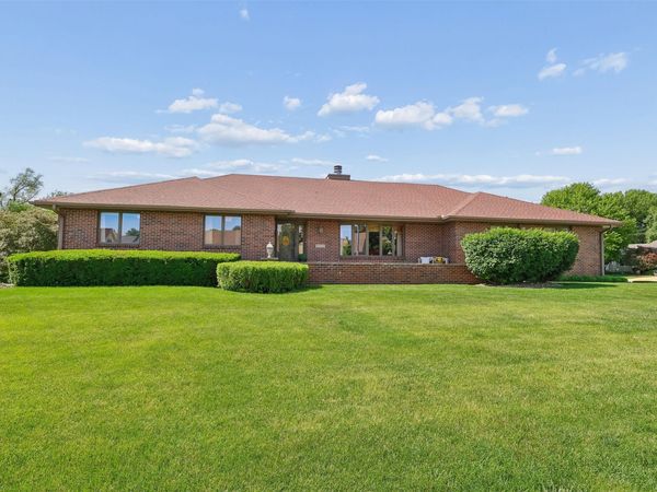 9920 Hammontree Drive , Urbandale, IA 50322