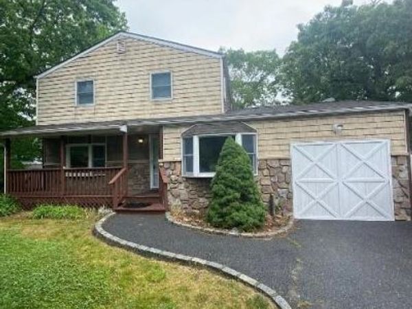 25 Newport Avenue , Selden, NY 11784