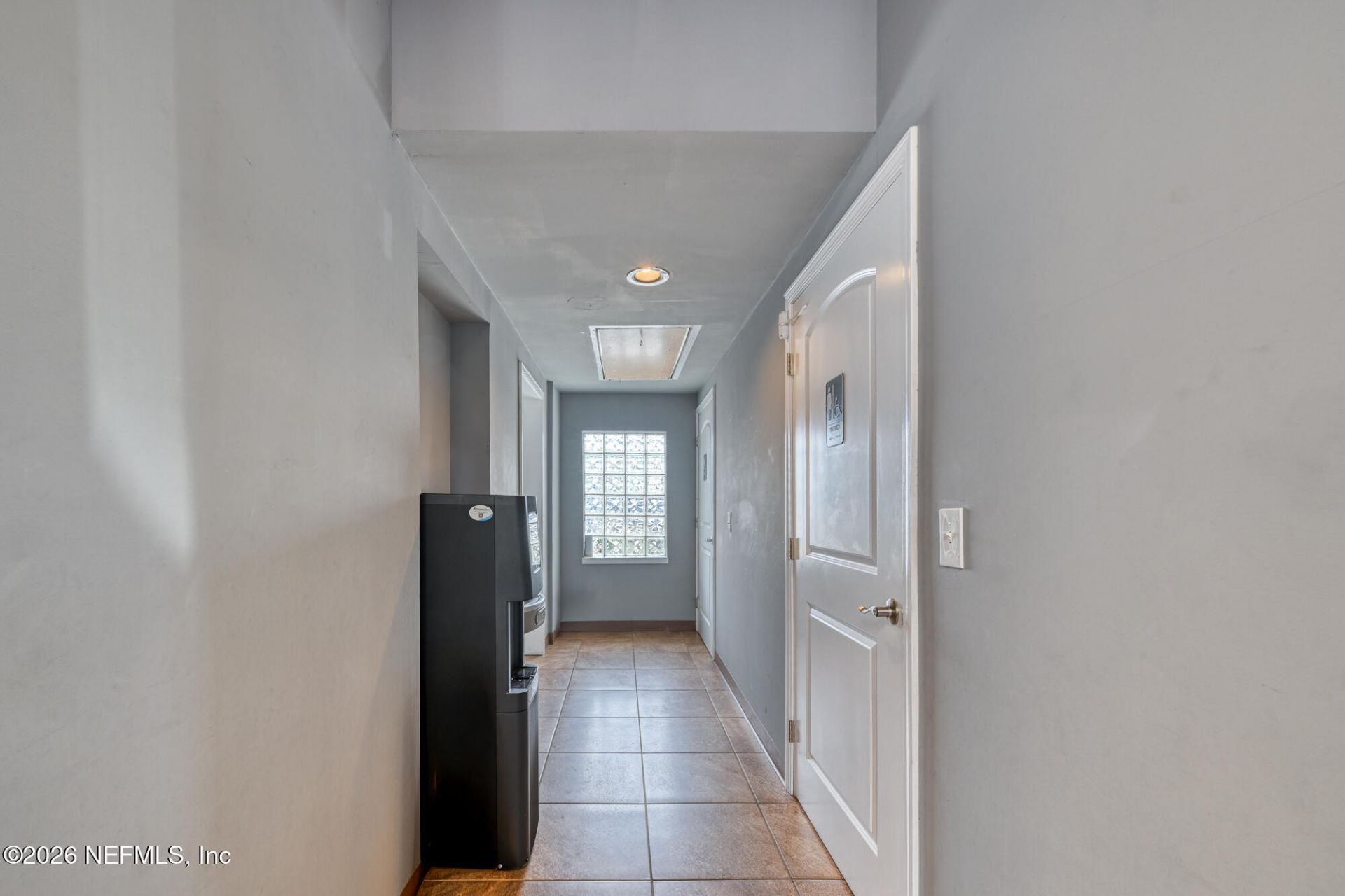 8849 Arlington Expressway, Jacksonville, FL 32211 Photo