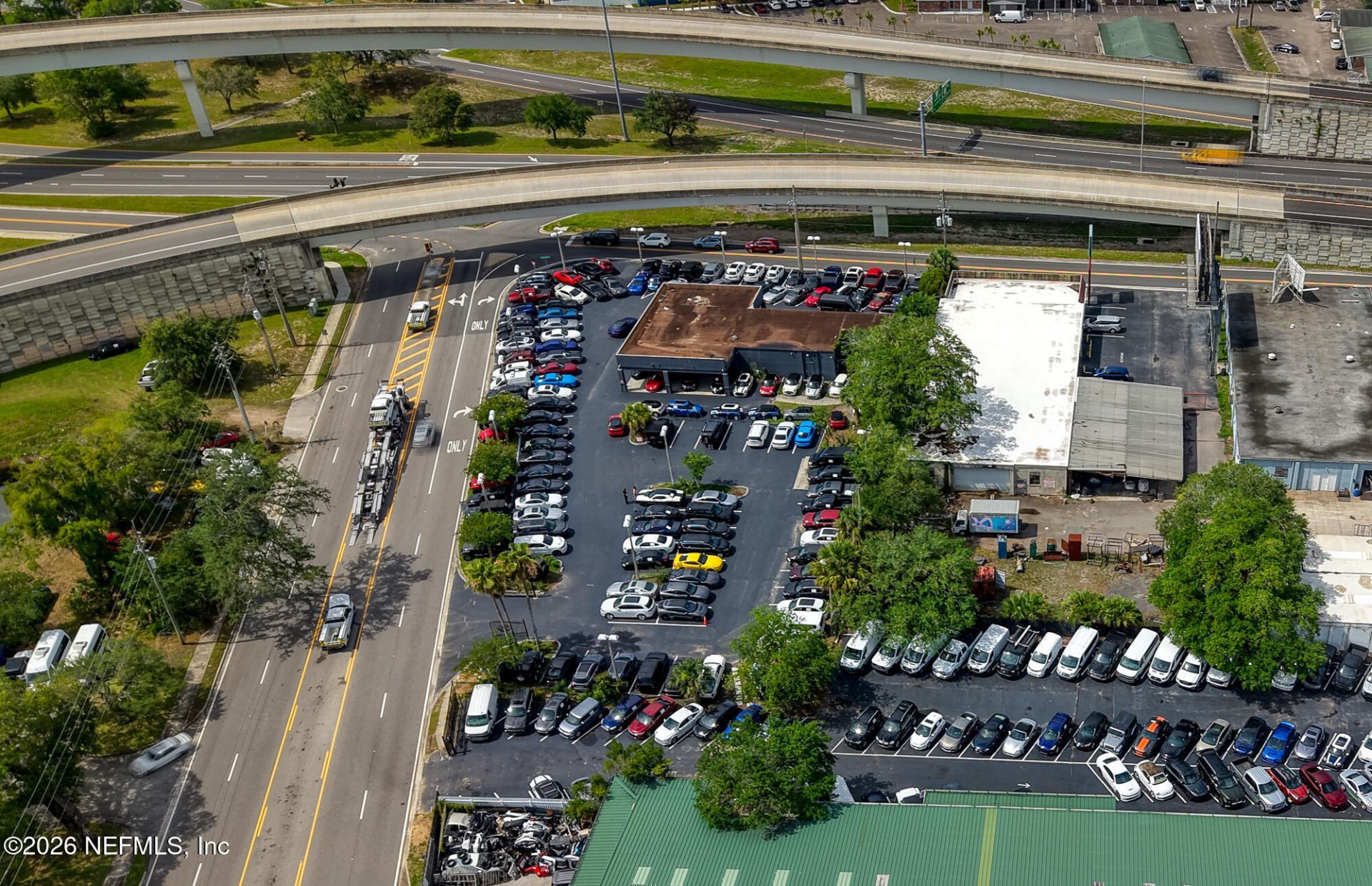 8849 Arlington Expressway, Jacksonville, FL 32211 Photo