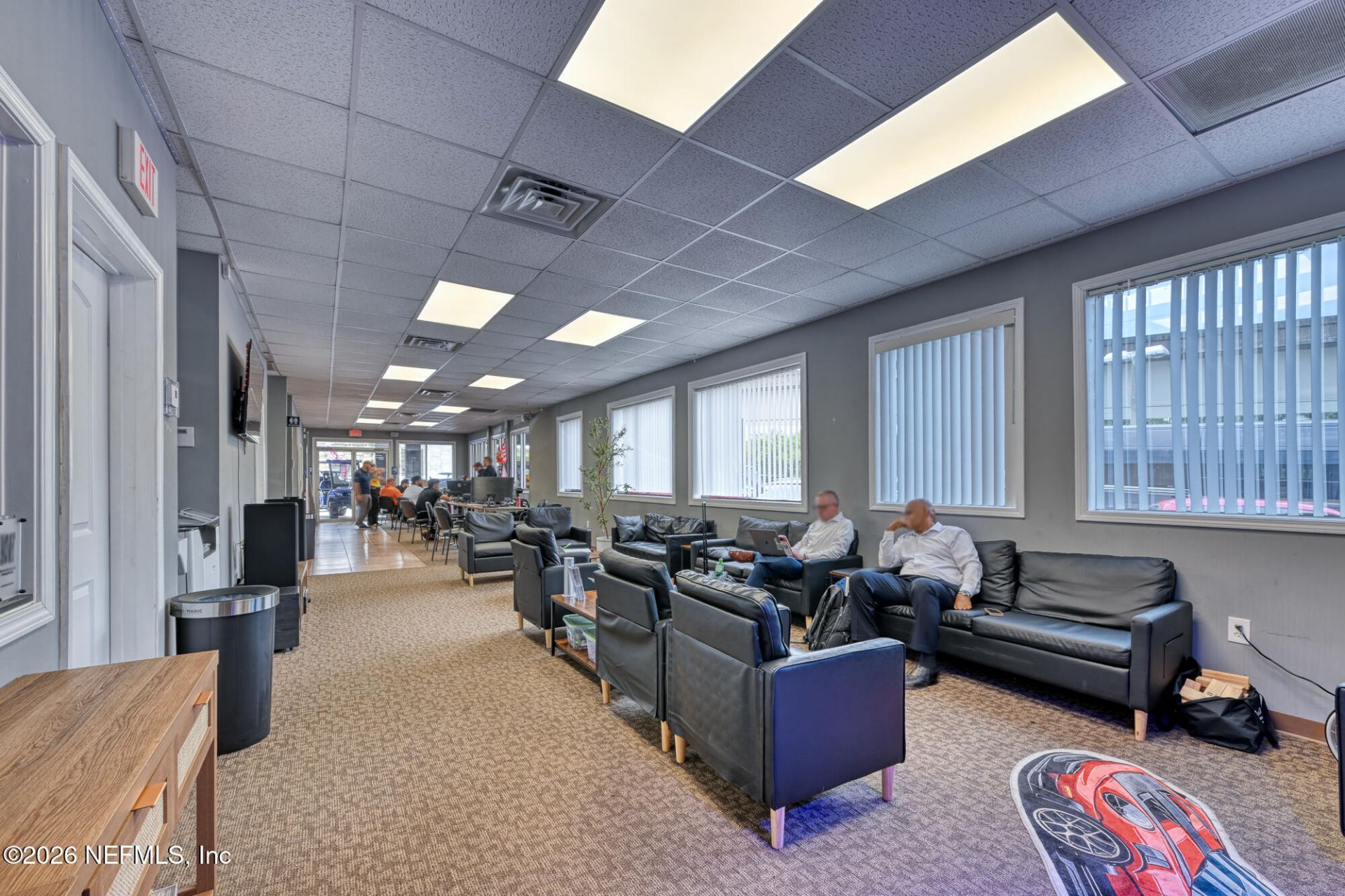 8849 Arlington Expressway, Jacksonville, FL 32211 Photo