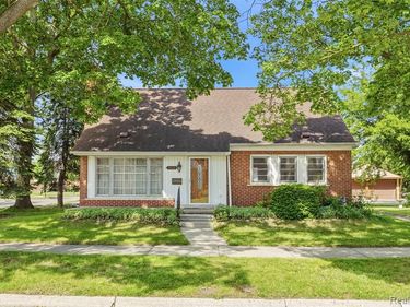 5041 Payne Avenue , Dearborn, MI 48126