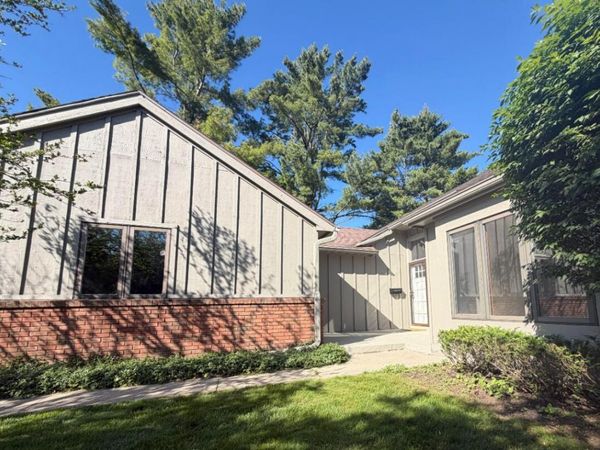 213 Raintree Circle, Unit 55, Kalamazoo, MI 49006