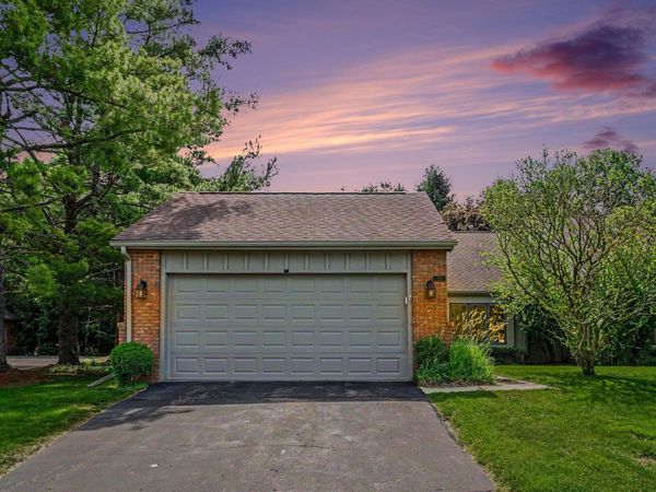 213 Raintree Circle, Unit 55, Kalamazoo, MI 49006
