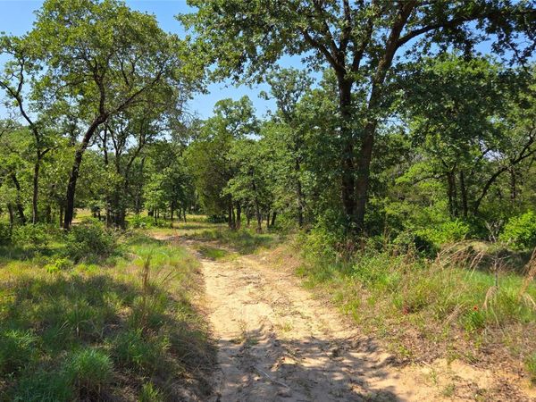 277 Meuth Cemetery RD , Red Rock, TX 78662