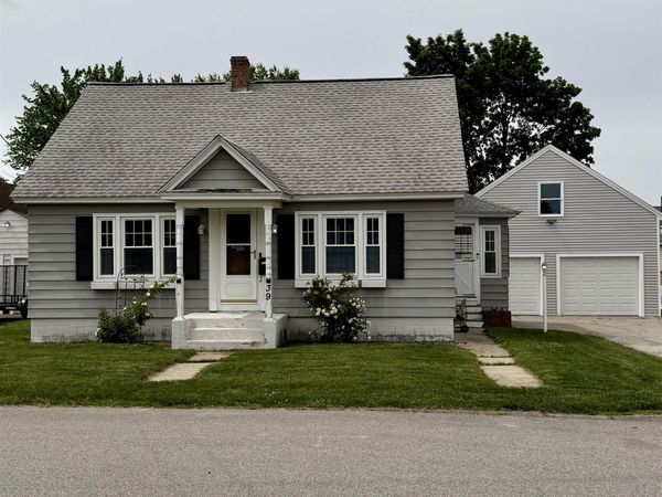 39 Lovewell Street, Nashua, NH 03060