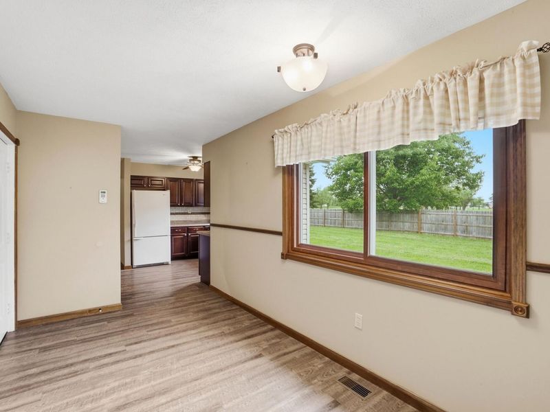 1700 W Sparrow Road, Springfield, OH 45502 Photo 24