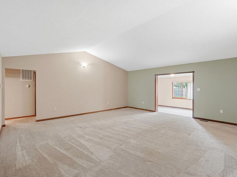1700 W Sparrow Road, Springfield, OH 45502 Photo 30