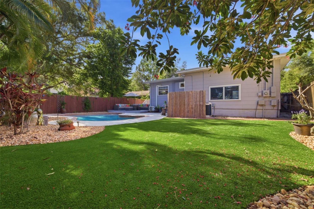 1055 Monticello Boulevard N, Saint Petersburg, FL 33703 Photo