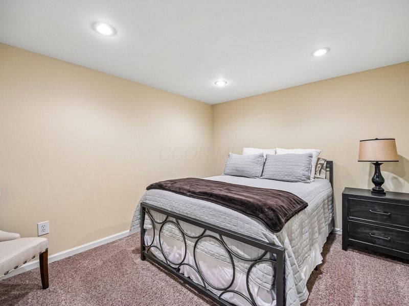 5751 Medallion Drive E, Westerville, OH 43082 Photo 42