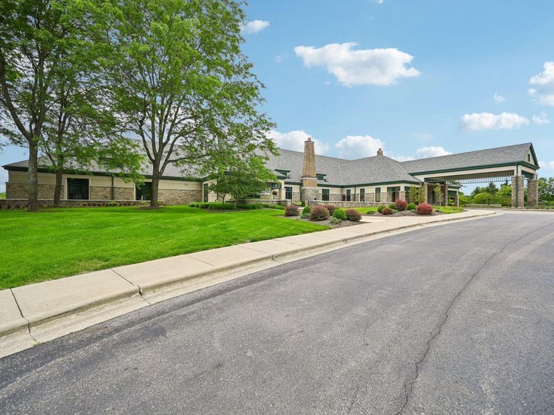 5751 Medallion Drive E, Westerville, OH 43082 Photo 56