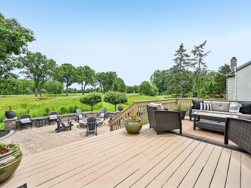 5751 Medallion Drive E, Westerville, OH 43082 Photo 7