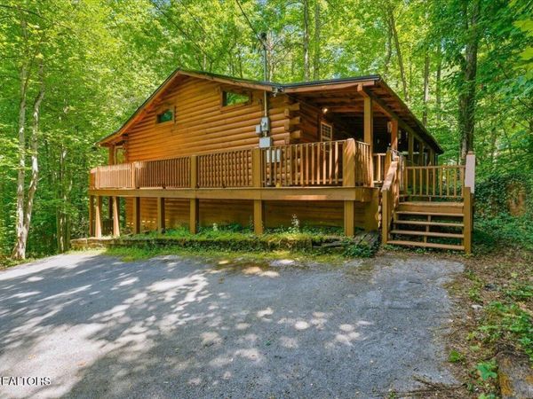 3961 Ole Smoky Way, Sevierville, TN 37862
